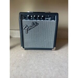 Fender Frontman 10G Electric Guitar Amp 10W Practice Amp w/10 ft noiseless cable